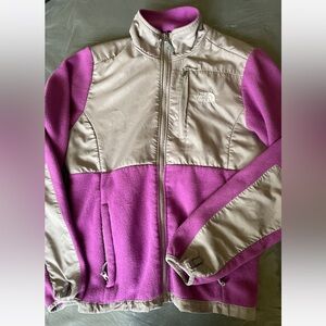 NorthFace purple lilac color jacket . Super warm . Mint condition .